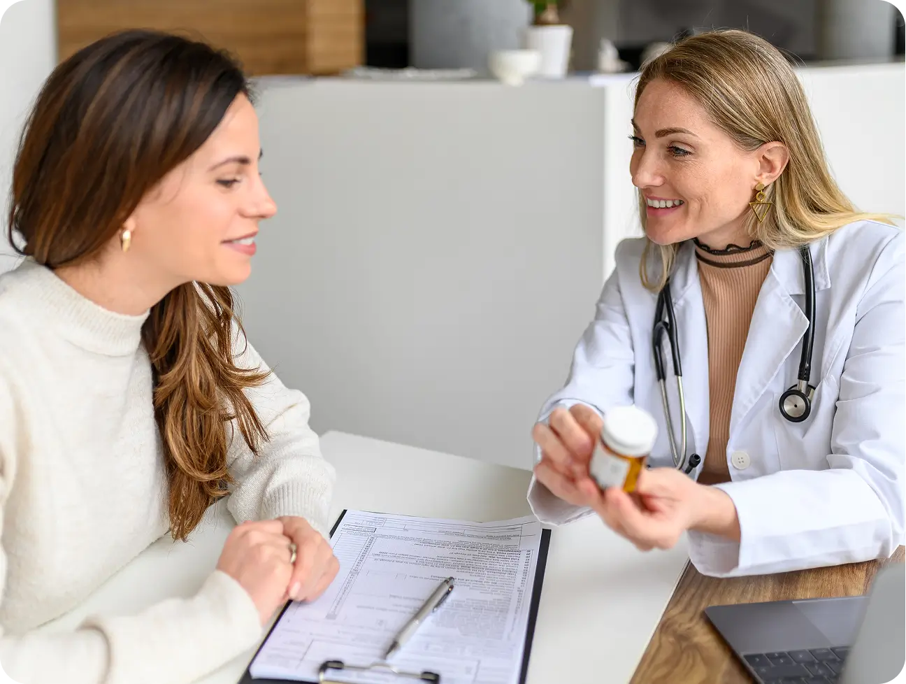 2female-consult